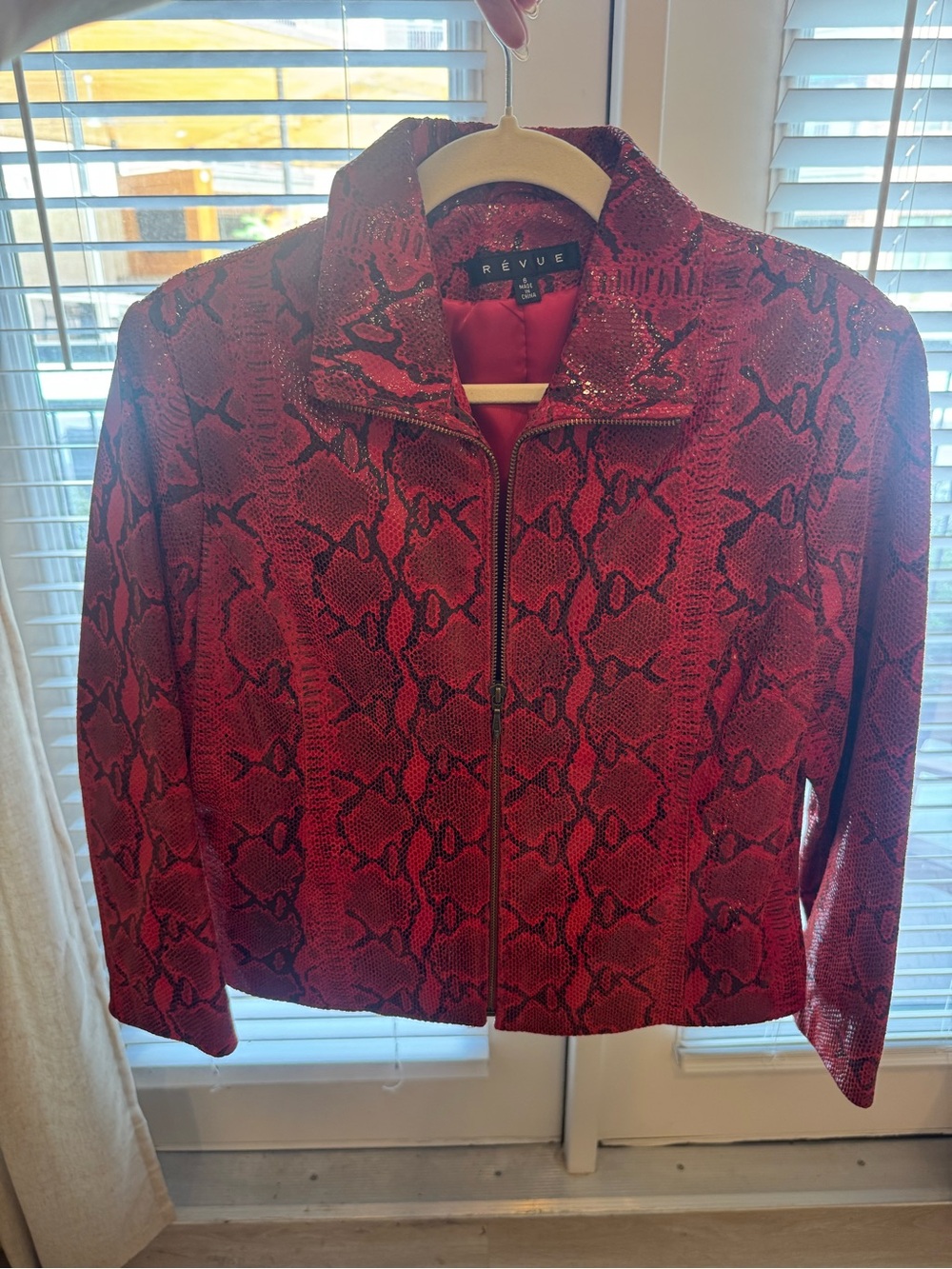 Révue Red Snakeskin Print Genuine Suede Blazer Jacket Sz 6
